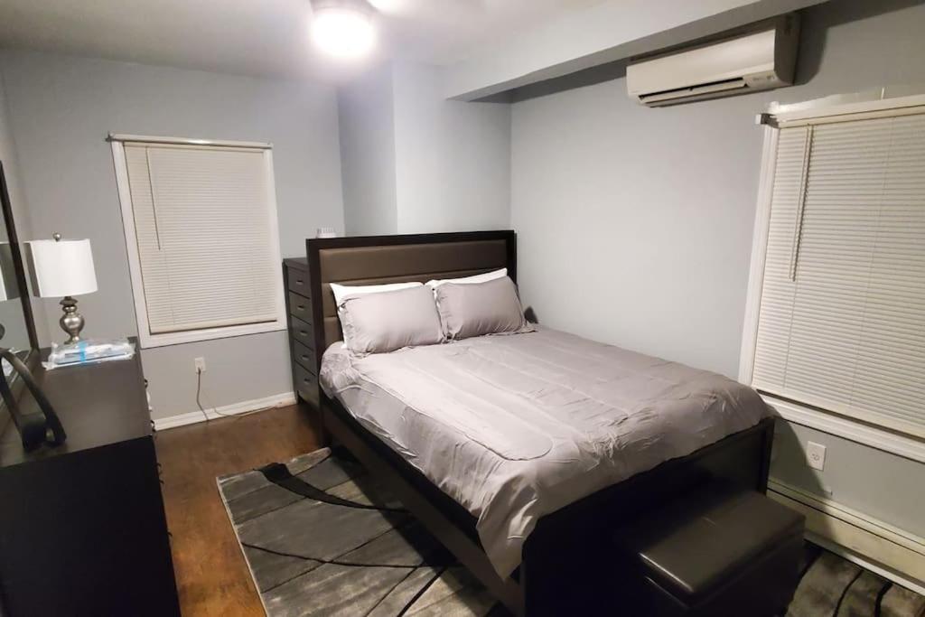 Quiet 3 Bedroom Apartment In Private Home New York Exteriör bild